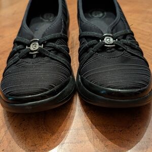 Bzees Rosie Black Washable Comfort Slip-On Flats - US 9.5M